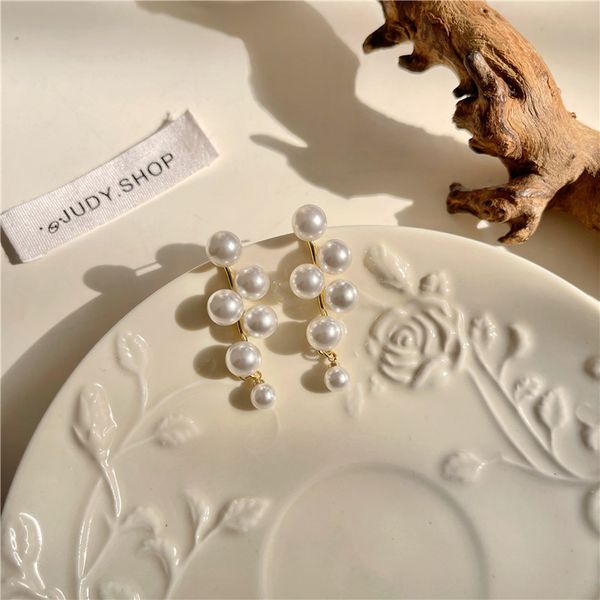 afshor 2022 new fashion korean oversized white pearl drop charm earrings for women bohemian golden round zircon wedding earrings jewelry gif
afshor 2022 new fashion korean oversized white pearl drop charm earrings for women bohemian golden round zircon wedding earrings jewelry gif