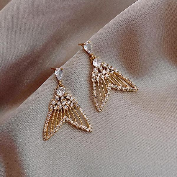 dangle & chandelier shiny rhinestone mermaid tail drop earrings for women female gold color alloy hollow out party jewelry brincos, Silver
dangle & chandelier shiny rhinestone mermaid tail drop earrings for women female gold color alloy hollow out party jewelry brincos, Silver