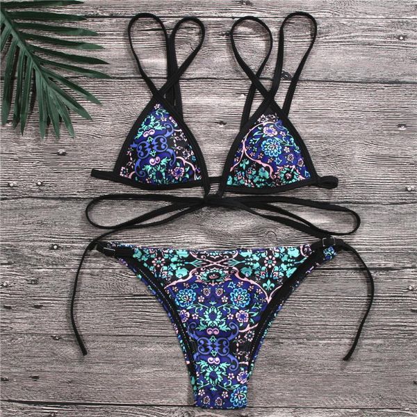 women's swimwear bordered print lace-up bikini set 2021 wire summer bathing low waist swimming suit triangle padded bandage biquin, White;black
women's swimwear bordered print lace-up bikini set 2021 wire summer bathing low waist swimming suit triangle padded bandage biquin, White;black