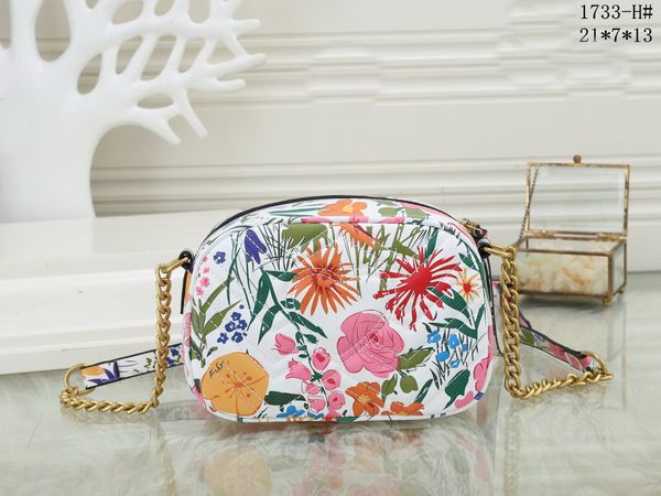 gdesigners fashion womens crossbody messenger bag shoulder bags letter handbag ladies purse chains cross body clutch camera flower handbags
gdesigners fashion womens crossbody messenger bag shoulder bags letter handbag ladies purse chains cross body clutch camera flower handbags