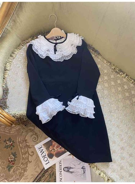 black crew neck long sleeves loose women dresses designer cascading ruffles prom party vestidos de festa vinatge dress 72423
black crew neck long sleeves loose women dresses designer cascading ruffles prom party vestidos de festa vinatge dress 72423