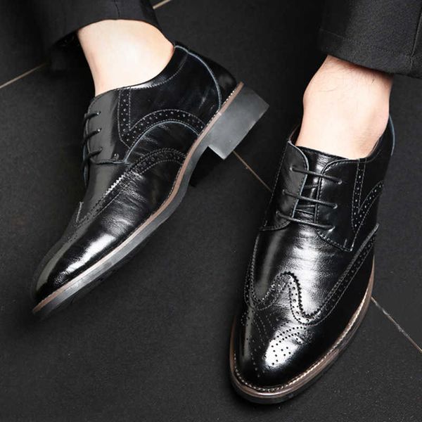 block carved men's business ess shoes british style breathable trend large, Black
block carved men's business ess shoes british style breathable trend large, Black
