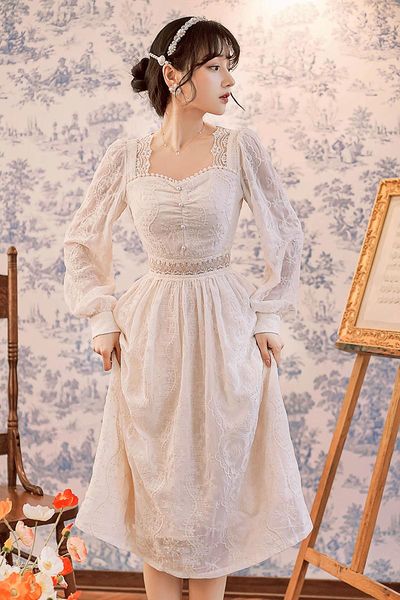 casual dresses 2021 long-sleeved white spring lace dress french style high quality, Black;gray
casual dresses 2021 long-sleeved white spring lace dress french style high quality, Black;gray