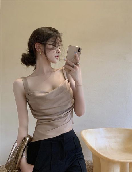 camisoles & tanks acetate satin female wipe thoracic summer wear condole belt vest design feeling small spice within short coat, Black;white
camisoles & tanks acetate satin female wipe thoracic summer wear condole belt vest design feeling small spice within short coat, Black;white