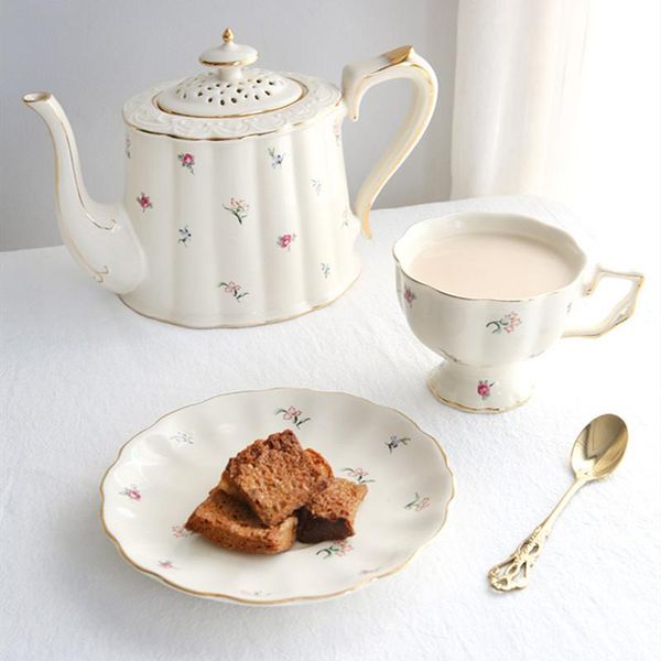 cups & saucers french tea cup and set porcelain pot teacup coffee mug household teaware sets coffeeware supplier
cups & saucers french tea cup and set porcelain pot teacup coffee mug household teaware sets coffeeware supplier