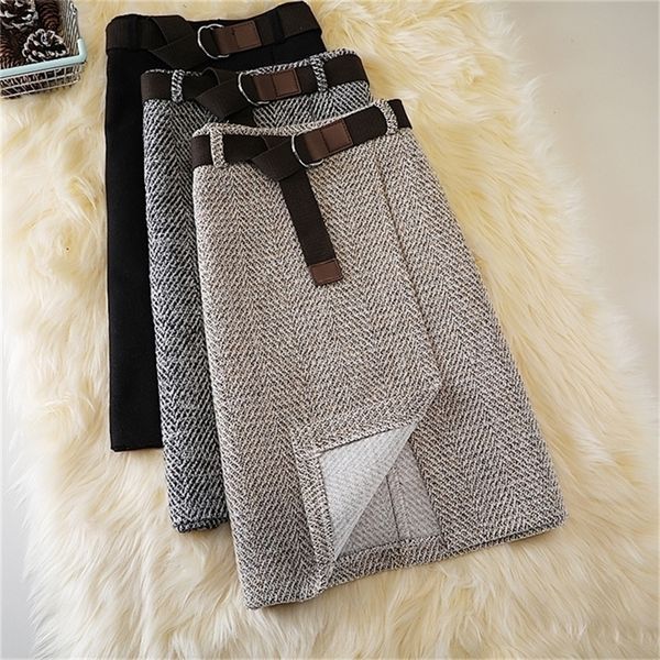 autumn and winter high-waisted herringbone woolen skirt women's slit mid-length thin tweed plaid wrap hip skir 220307, Black 
autumn and winter high-waisted herringbone woolen skirt women's slit mid-length thin tweed plaid wrap hip skir 220307, Black