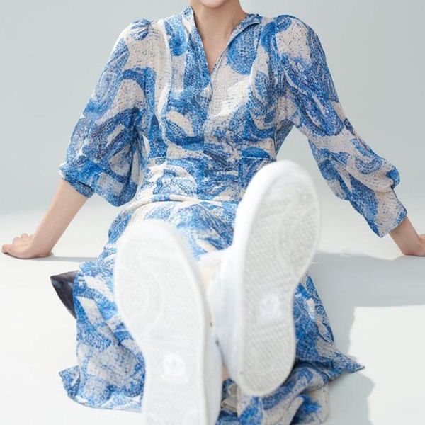 party dresses 2021 summer runway retro ethnic style print sleeves waist belt slim-fit mid-length shirt pleated dress high quality, White;black
party dresses 2021 summer runway retro ethnic style print sleeves waist belt slim-fit mid-length shirt pleated dress high quality, White;black
