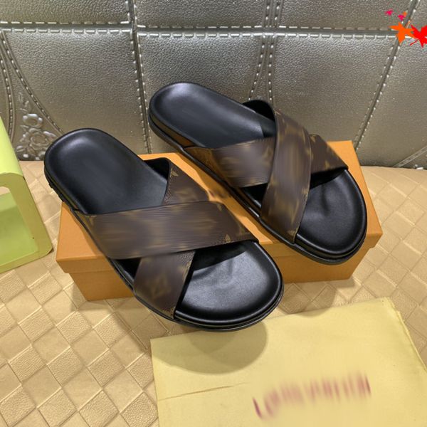 2021 designer luxurys slippers men sandals fashion beach shoes flip flops flat non-slip classical hole slipper with box size 39-45 -g98, Black
2021 designer luxurys slippers men sandals fashion beach shoes flip flops flat non-slip classical hole slipper with box size 39-45 -g98, Black