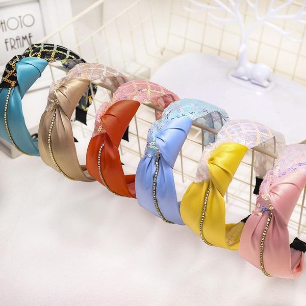 fashion wild super flash rhinestone sequin women headband contrast color girl solid hair accessories lace head hoop1
fashion wild super flash rhinestone sequin women headband contrast color girl solid hair accessories lace head hoop1