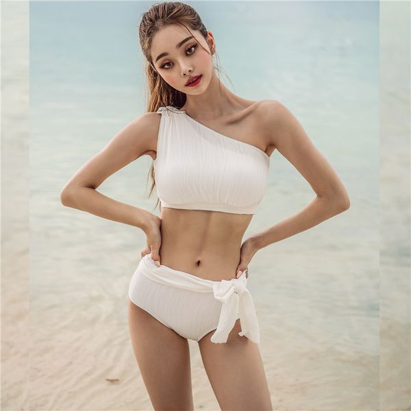 Swimsuit 2020 new swimsuit fashion sexy slim split two piece swimsuit, White;black
