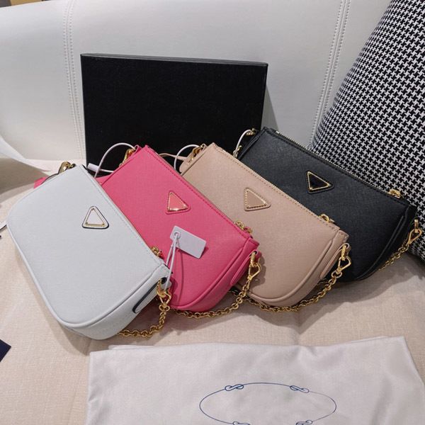 2021 luxury portable shoulder bags women's fashion brand designer's classic cross fabric underarm messenger crescent bag size 21*1
2021 luxury portable shoulder bags women's fashion brand designer's classic cross fabric underarm messenger crescent bag size 21*1