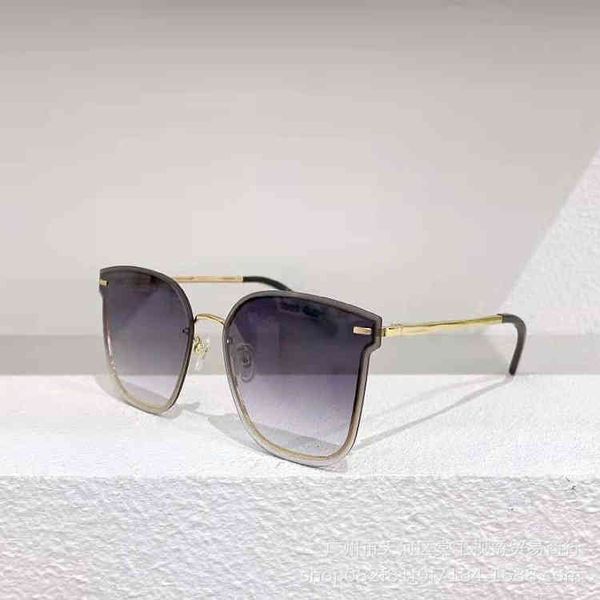 75% off high version 2022 d family 2090 new sunglasses star same grass sunglasses female, White;black
75% off high version 2022 d family 2090 new sunglasses star same grass sunglasses female, White;black