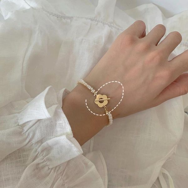 freshwater pearls daisy flower choker necklace women delicate vintage titanium steel short gold plated chokers, Golden;silver
freshwater pearls daisy flower choker necklace women delicate vintage titanium steel short gold plated chokers, Golden;silver