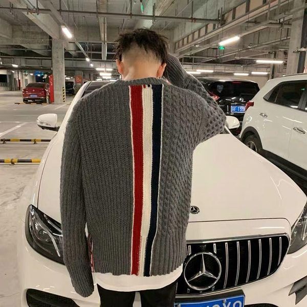 women's sweaters round neck pullover men's and warm red white blue t-shirts 2021 retro twist thick pure clothes, White;black
women's sweaters round neck pullover men's and warm red white blue t-shirts 2021 retro twist thick pure clothes, White;black