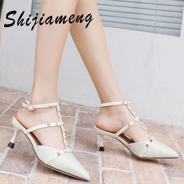 sandals fashion women's pointed 2021 summer shoes european and american water drill buckle fine heels, Black
sandals fashion women's pointed 2021 summer shoes european and american water drill buckle fine heels, Black
