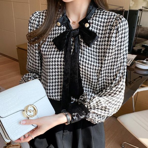 women's blouses & shirts 2021 spring elegant black houndstooth women office lady long sleeve v-neck lace up vintage blusas, White
women's blouses & shirts 2021 spring elegant black houndstooth women office lady long sleeve v-neck lace up vintage blusas, White