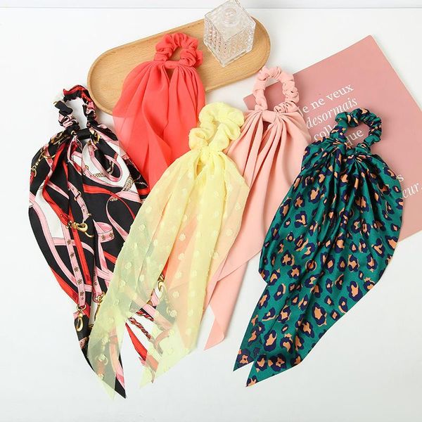 korea dongdaemun with silky towel knotted ribbon hair accessories tied large intestine circle rope ring, Slivery;white
korea dongdaemun with silky towel knotted ribbon hair accessories tied large intestine circle rope ring, Slivery;white