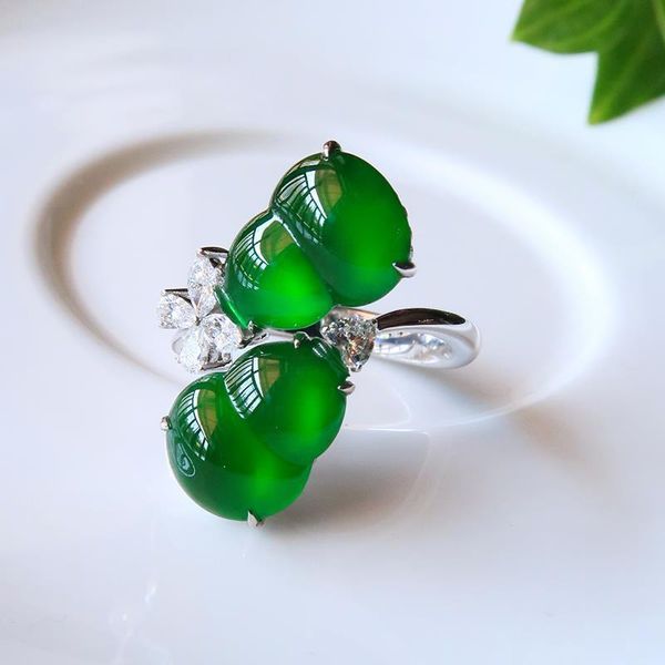 cluster rings designer original high transparent chalcedony gourd opening adjustable ring chinese style retro charm ladies jewelry, Golden;silver
cluster rings designer original high transparent chalcedony gourd opening adjustable ring chinese style retro charm ladies jewelry, Golden;silver