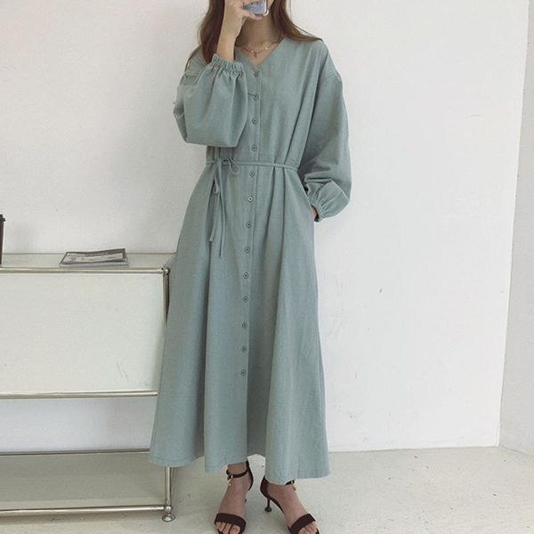 casual dresses 2021 ins autumn solid color simple temperament v-neck lace-up waist single-breasted a line long-sleeved dress, Black;gray
casual dresses 2021 ins autumn solid color simple temperament v-neck lace-up waist single-breasted a line long-sleeved dress, Black;gray