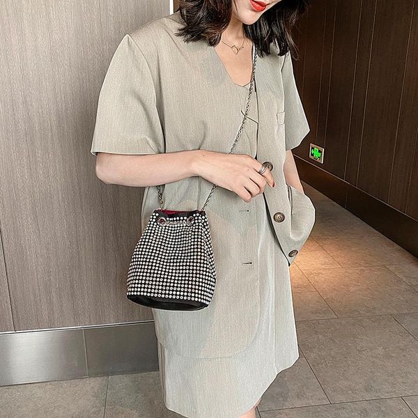 shoulder bags fashion women rhinestone bucket luxury woman bag female dinner/party handbags ladies messenger
shoulder bags fashion women rhinestone bucket luxury woman bag female dinner/party handbags ladies messenger