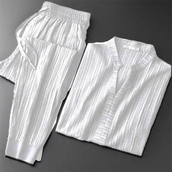 men's tracksuits 2021 summer solid color breathable striped ice silk casual suit thin and youth two-piece trend, Gray
men's tracksuits 2021 summer solid color breathable striped ice silk casual suit thin and youth two-piece trend, Gray
