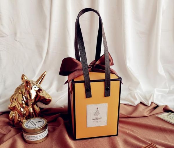 100pcs handheld kraft paper box for 180/280/380ml hexagonal glass bottle jam/honey/sauce gift wholesale wrap
100pcs handheld kraft paper box for 180/280/380ml hexagonal glass bottle jam/honey/sauce gift wholesale wrap