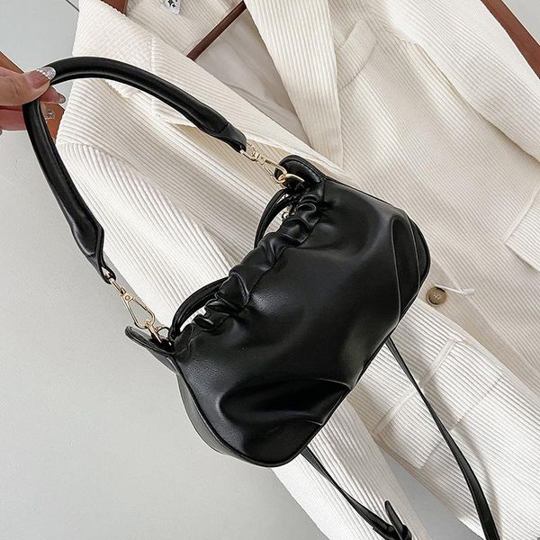 ladies handbag spring/summer 2021 pu soft bag fashion trend shoulder messenger fresh and sweet cloud retro simple totes
ladies handbag spring/summer 2021 pu soft bag fashion trend shoulder messenger fresh and sweet cloud retro simple totes