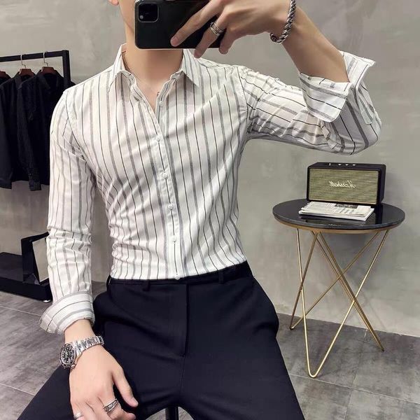 men's casual shirts 2021 spring summer fashion long-sleeve young striped slim business all-match a147, White;black
men's casual shirts 2021 spring summer fashion long-sleeve young striped slim business all-match a147, White;black