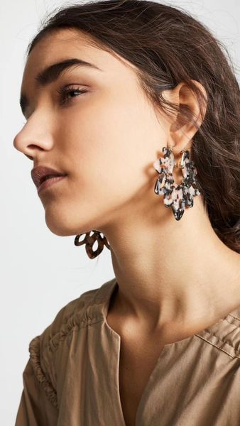 stud 4 colors elegant trendy personalized multicolor acrylic flower earrings 2021 korean fashion for women jewelry, Golden;silver
stud 4 colors elegant trendy personalized multicolor acrylic flower earrings 2021 korean fashion for women jewelry, Golden;silver