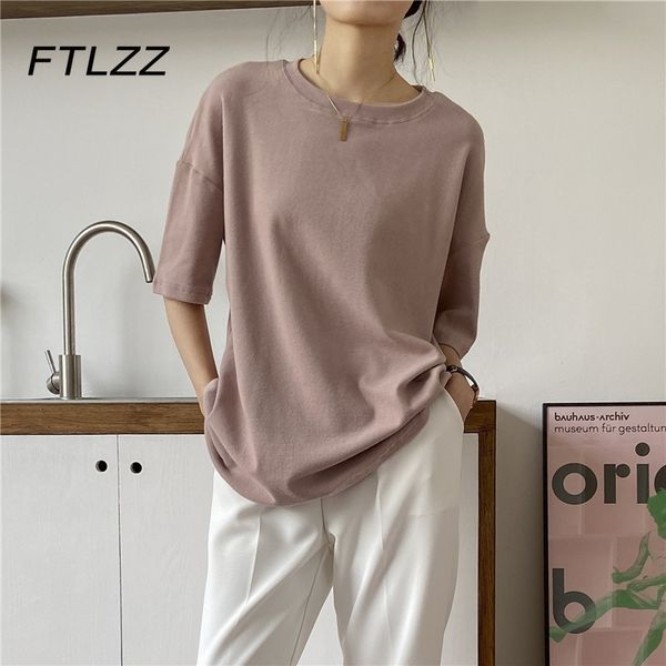 women casual t shirt spring summer half sleeve o neck korean shirts woman solid black tee streetwear cotton 210602, White
women casual t shirt spring summer half sleeve o neck korean shirts woman solid black tee streetwear cotton 210602, White