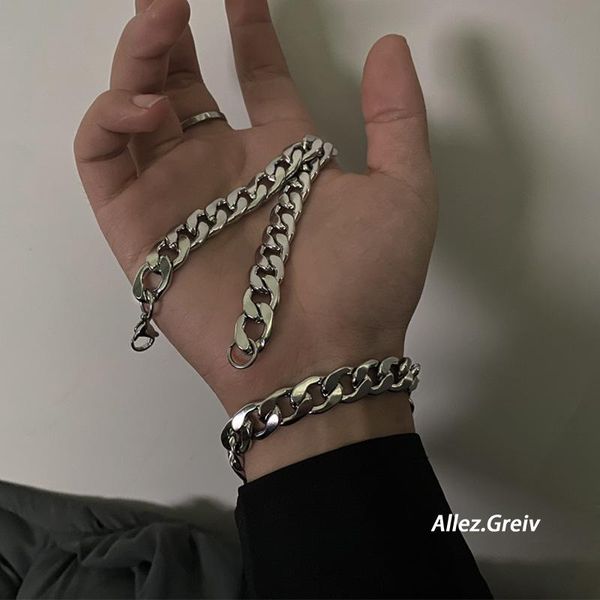 link, chain 606 retro cool cuban bracelet high street hip-hop man with dark, Black
link, chain 606 retro cool cuban bracelet high street hip-hop man with dark, Black