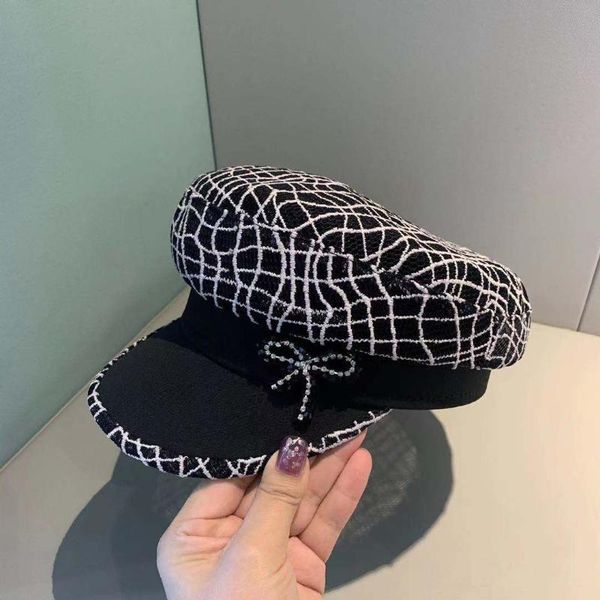 berets female autumn korean version of the bow beret girl retro fashion all-match painter hat outdoor anti-sai sun, Blue;gray
berets female autumn korean version of the bow beret girl retro fashion all-match painter hat outdoor anti-sai sun, Blue;gray