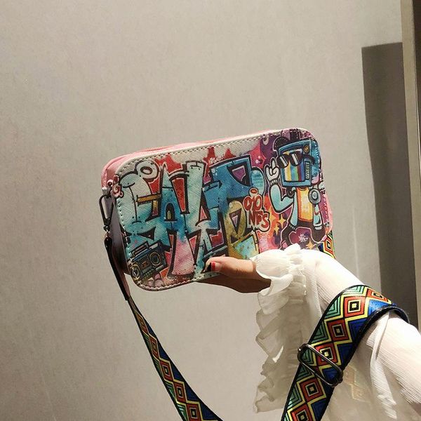 shoulder bags hong kong style small bag woman 2021 messenger graffiti single fashion broad belt square
shoulder bags hong kong style small bag woman 2021 messenger graffiti single fashion broad belt square