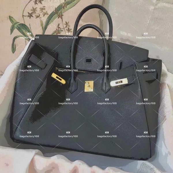 luxury design classic platinum handbag multi-color ladies banquet business tote leather large capacity clasp lock bag
luxury design classic platinum handbag multi-color ladies banquet business tote leather large capacity clasp lock bag