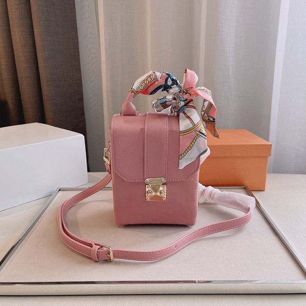 2021 brand designer's shoulder bag women's fashion luxury leather slant cross small square bags with box size 13*7*17cm eh51
2021 brand designer's shoulder bag women's fashion luxury leather slant cross small square bags with box size 13*7*17cm eh51