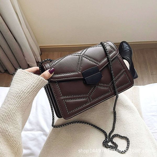 bag female 2021 autumn and winter korean version fashion versatile single shoulder menger high-grade light luxury small square
bag female 2021 autumn and winter korean version fashion versatile single shoulder menger high-grade light luxury small square