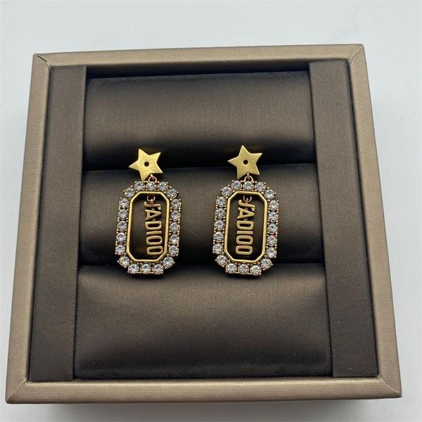 d family / dijia letter pentagonal star fashion light luxury minority temperament exquisite earrings jewelry girlj, Golden;silver
d family / dijia letter pentagonal star fashion light luxury minority temperament exquisite earrings jewelry girlj, Golden;silver