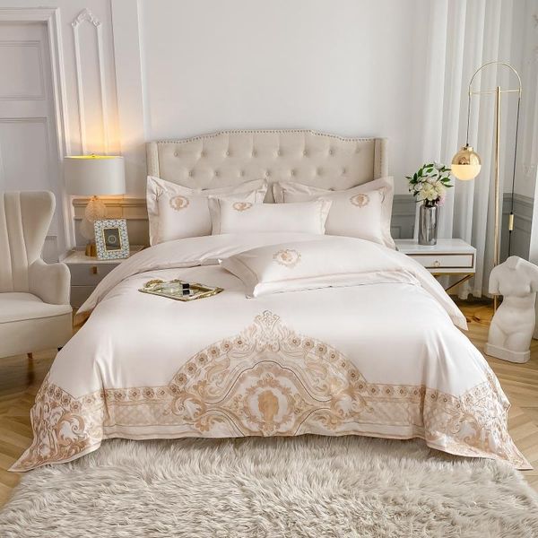bedding sets 1000tc egyptian cotton embroidery luxury white duvet cover with hidden zipper soft silky bed sheet and pillowcase
bedding sets 1000tc egyptian cotton embroidery luxury white duvet cover with hidden zipper soft silky bed sheet and pillowcase
