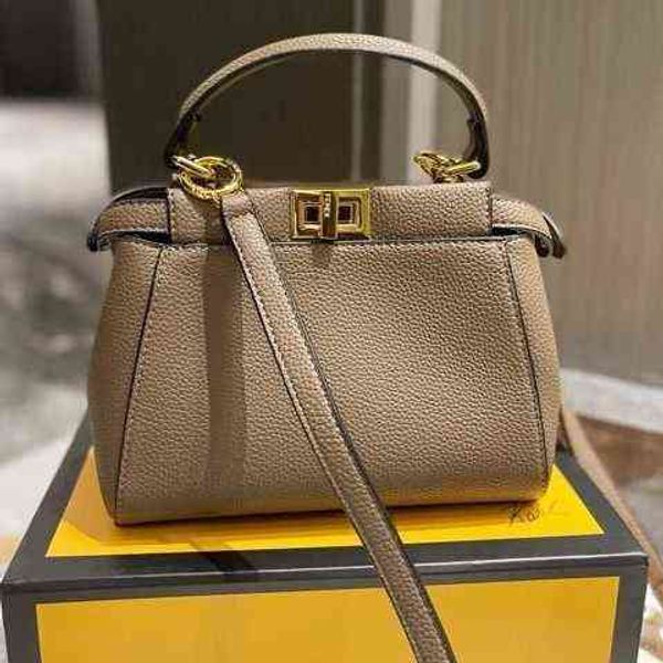 designer bags handbags 2022 litchi pattern cowhide kitten single shoulder diagonal straddle portable women's peekaboo buckle handbag
designer bags handbags 2022 litchi pattern cowhide kitten single shoulder diagonal straddle portable women's peekaboo buckle handbag