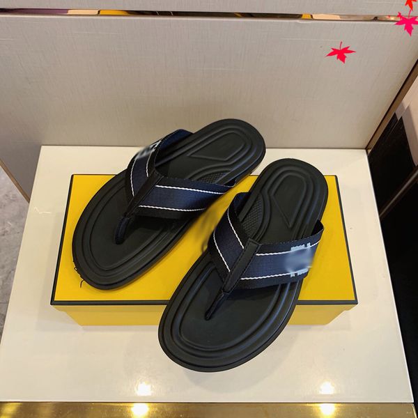 2021 slipper designer slide summer sandals fashion men beach indoor flat flip flops leather luxurys shoes mens slippers with box size 39-45, Black
2021 slipper designer slide summer sandals fashion men beach indoor flat flip flops leather luxurys shoes mens slippers with box size 39-45, Black