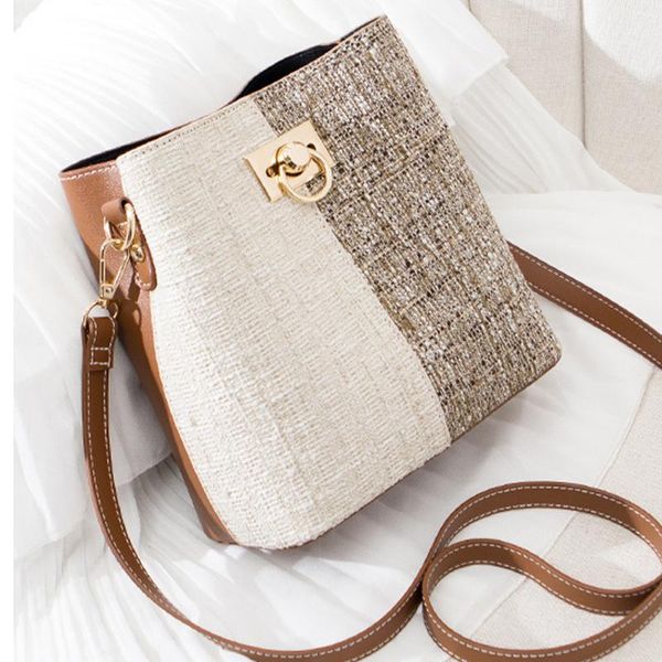 evening bags 2021 brand designer shoulder bag for women pu leather handbag vintage fashion bucket messenger
evening bags 2021 brand designer shoulder bag for women pu leather handbag vintage fashion bucket messenger