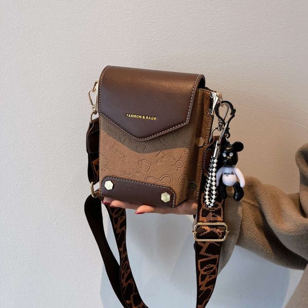 Designer dinner bag2021 Korean women's bag trend this year's popular small messenger autumn frosted single shoulder armpit square
Designer dinner bag2021 Korean women's bag trend this year's popular small messenger autumn frosted single shoulder armpit square