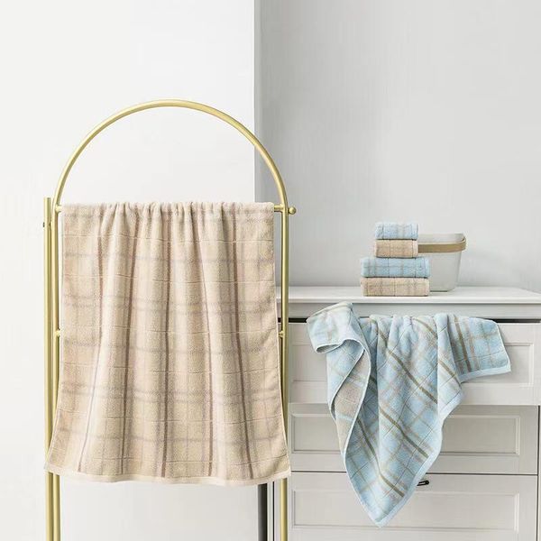 pure cotton thick bath towel wholesale 70*140cm field type water absorption does not shed hair
pure cotton thick bath towel wholesale 70*140cm field type water absorption does not shed hair