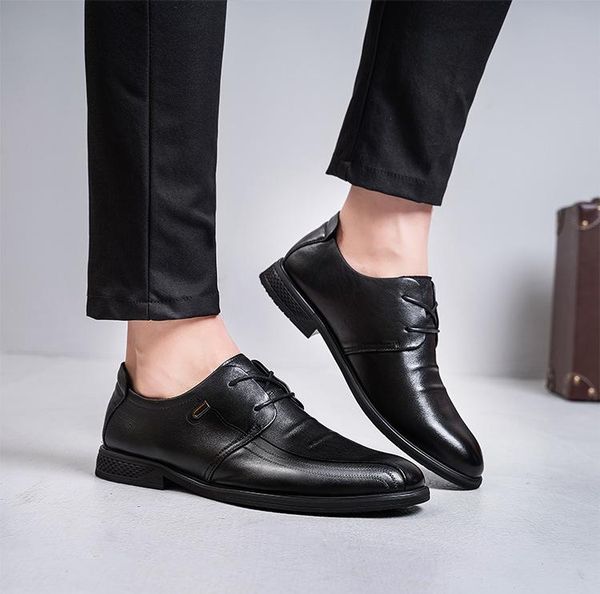 dress shoes 2021 men's quality cowhide leather british business soft male man bridegroom 38-44, Black
dress shoes 2021 men's quality cowhide leather british business soft male man bridegroom 38-44, Black