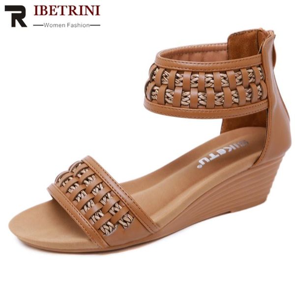 retro fashion women shoes round toe wedges cover heels giadiator sandals solid casual holiday, Black
retro fashion women shoes round toe wedges cover heels giadiator sandals solid casual holiday, Black