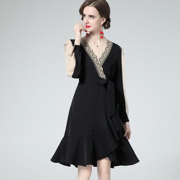 casual dresses runway designer autumn women lace splicing party dress vintage v-neck long sleeve hit color ruffles midi vestidos, Black;gray
casual dresses runway designer autumn women lace splicing party dress vintage v-neck long sleeve hit color ruffles midi vestidos, Black;gray