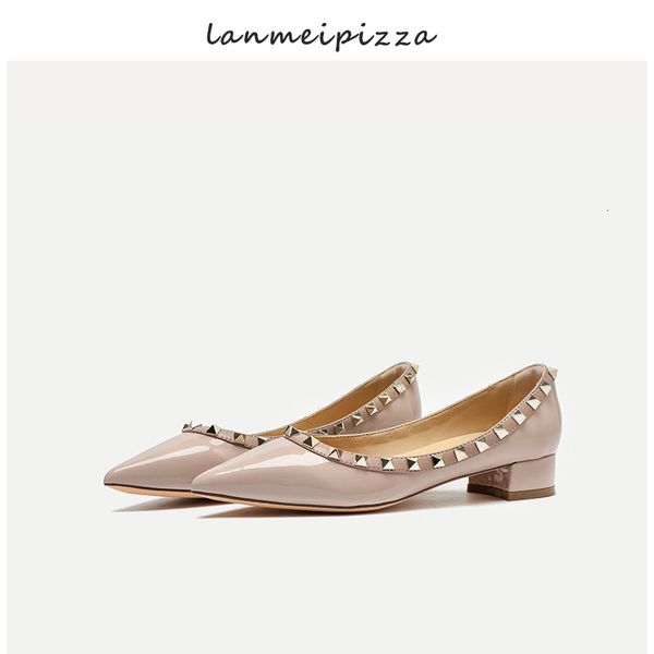 luxury dress shoes 2021 spring and autumn pointed rivet single sho women's versatile temperament shallow mouth thick leather liuding lo, Black
luxury dress shoes 2021 spring and autumn pointed rivet single sho women's versatile temperament shallow mouth thick leather liuding lo, Black