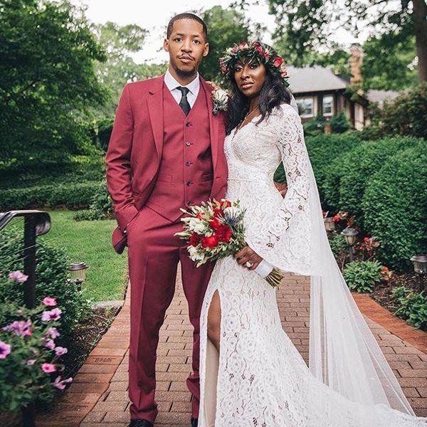 men's suits & blazers suit homme three lean pieces tuxedo two notched lapel buttons godfather wear formal jacket + vest pants jrab, White;black
men's suits & blazers suit homme three lean pieces tuxedo two notched lapel buttons godfather wear formal jacket + vest pants jrab, White;black