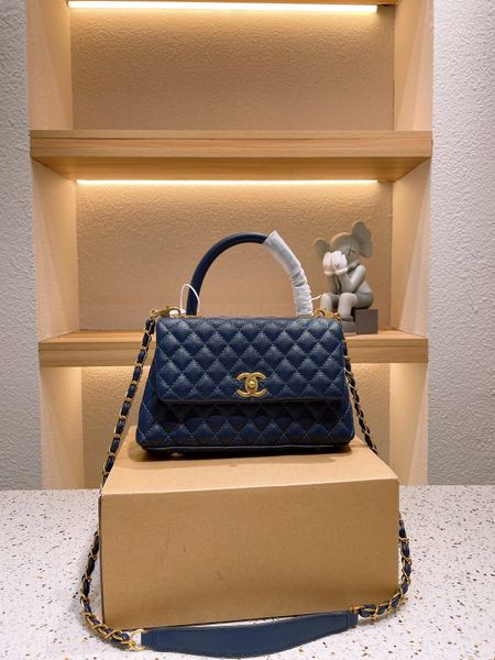 lady handbag designer totes shoulder bags crossbody messenger chains bag good quality leather purses ladies high capacity v-shape rhombic gr
lady handbag designer totes shoulder bags crossbody messenger chains bag good quality leather purses ladies high capacity v-shape rhombic gr