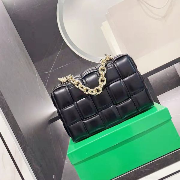 designer purse shoulder bags cross body luxury bag handbags crossbody leather weaving tofu-like high-end gold chain genuine-leather size 26
designer purse shoulder bags cross body luxury bag handbags crossbody leather weaving tofu-like high-end gold chain genuine-leather size 26